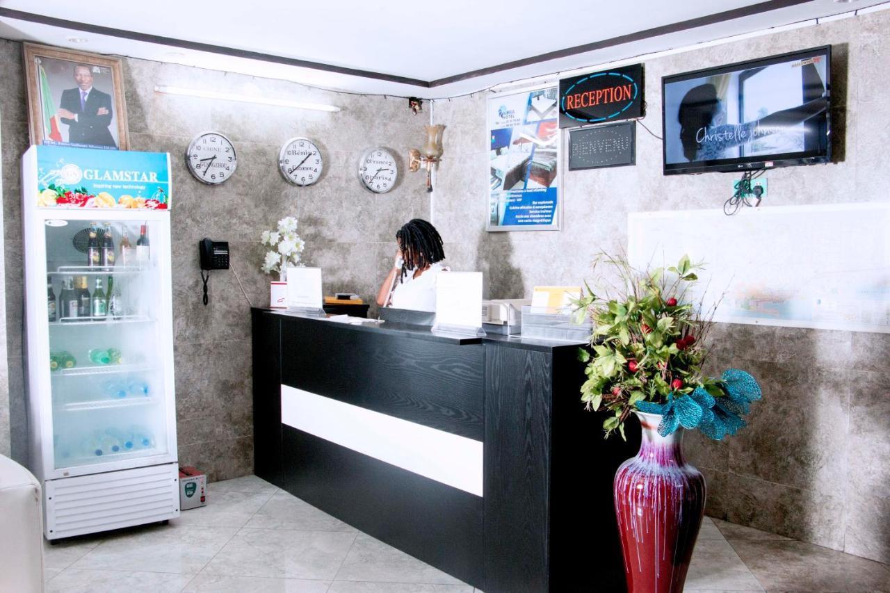 Nora Hotel Cotonou Exteriör bild